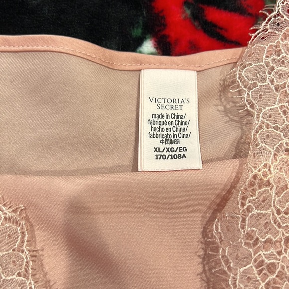 Victorias Secret Satin Cami - Picture 3 of 4